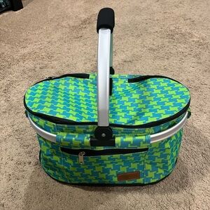 Large insulated foldable Picnic Basket
